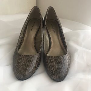 Badolino Brown Snake Skin Heels